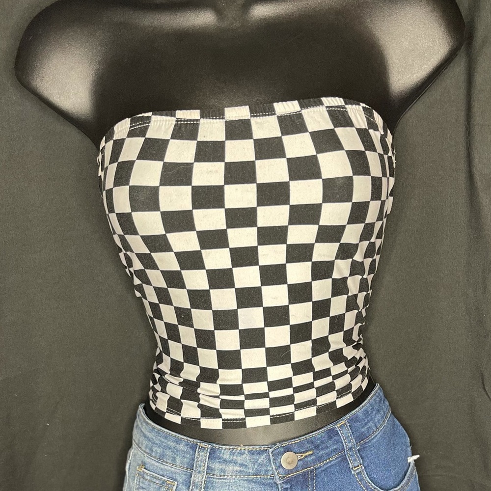 Checker board half shirt